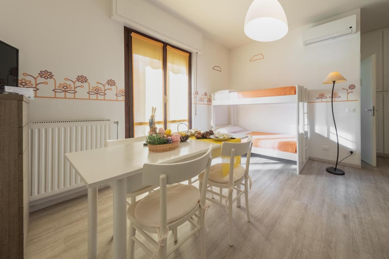 Residence Holidays Pietra Ligure Extérieur photo